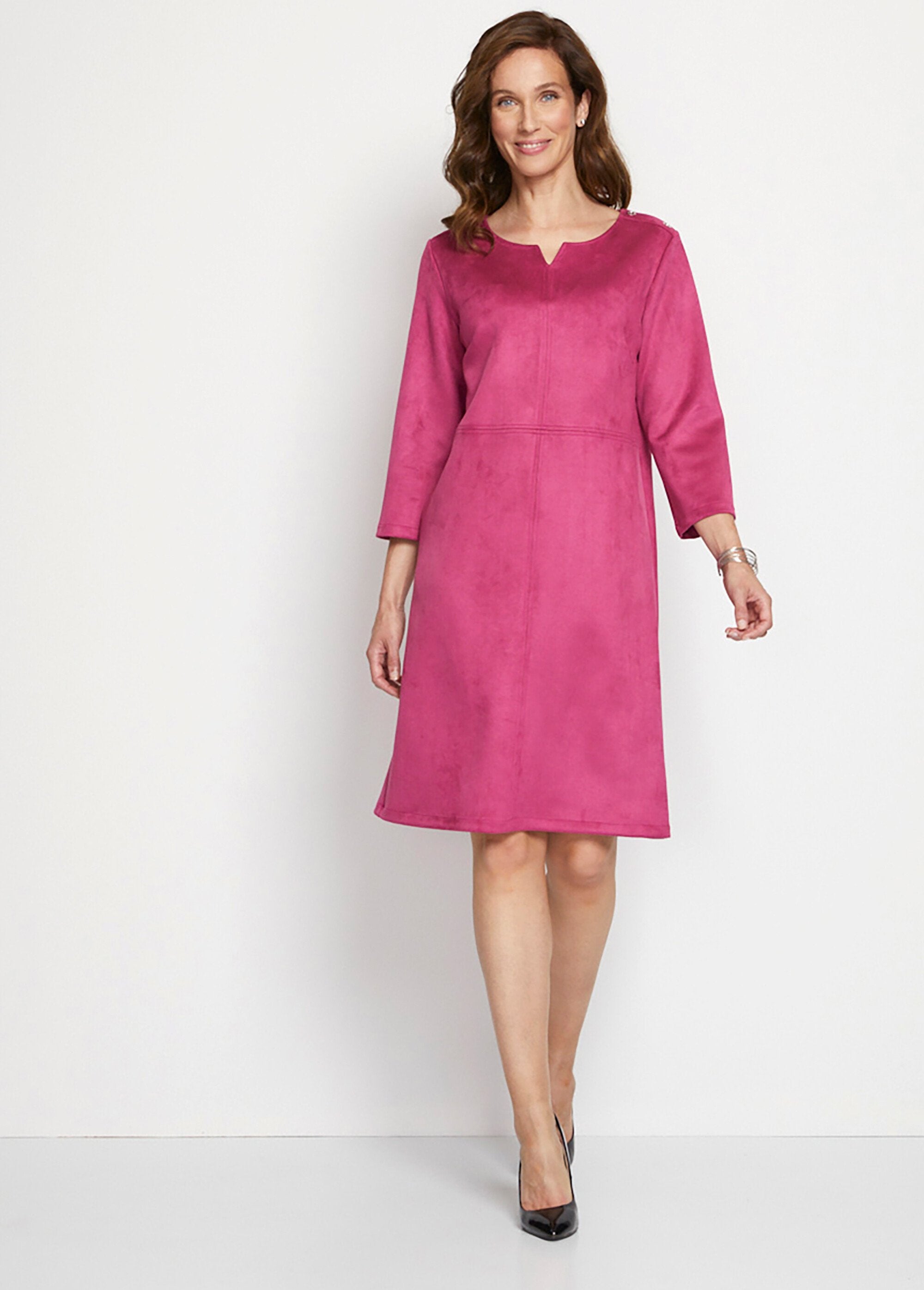 Vestido_corto_holgado_en_tejido_ante_liso_Fucsia_FA1_slim