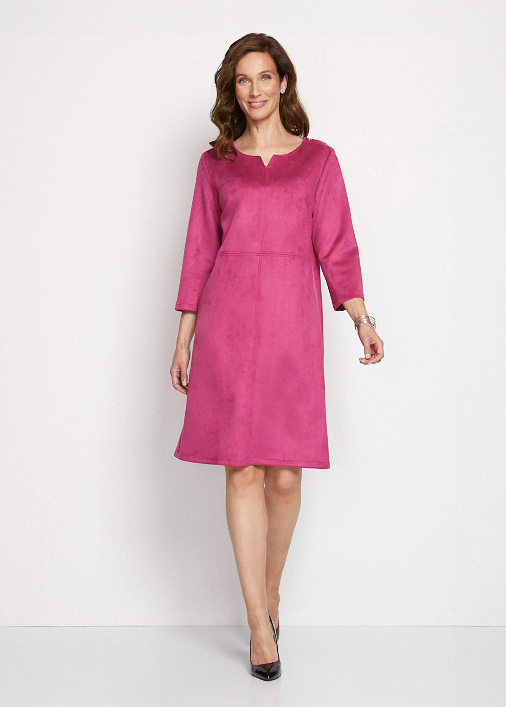 Vestido_corto_holgado_en_tejido_ante_liso_Fucsia_FA1_slim