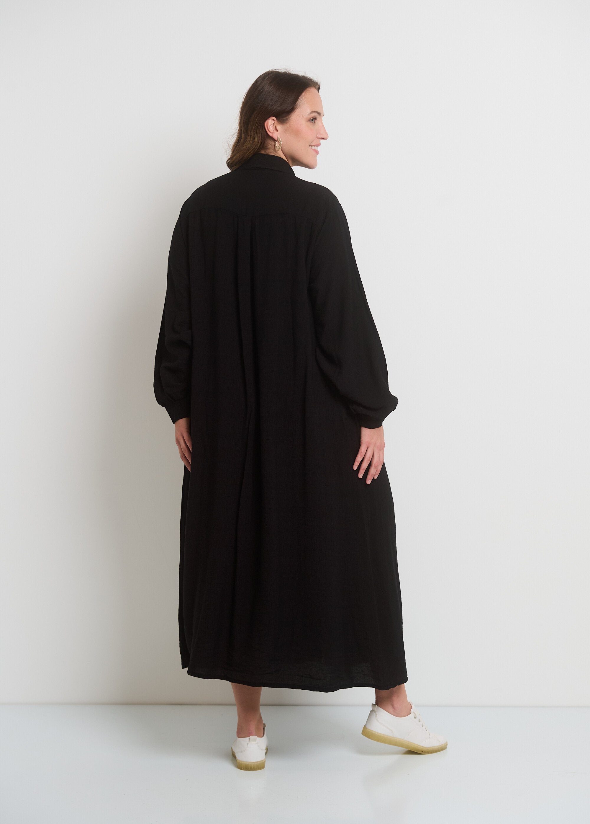 Vestido_blusa_con_botones_de_manga_larga_Negro_DO1_curvy