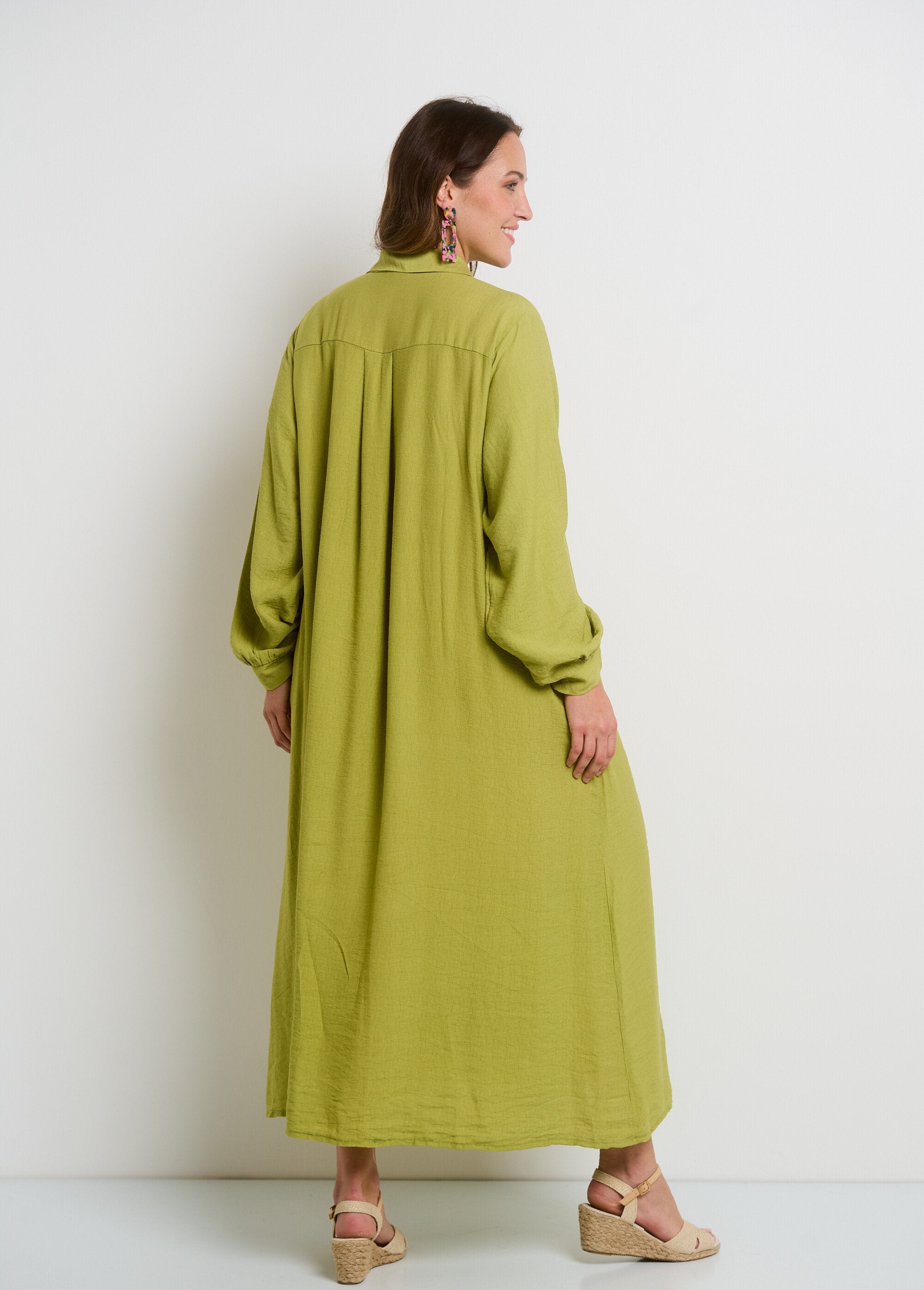 Vestido_blusa_con_botones_de_manga_larga_verde_oliva_DO1_curvy