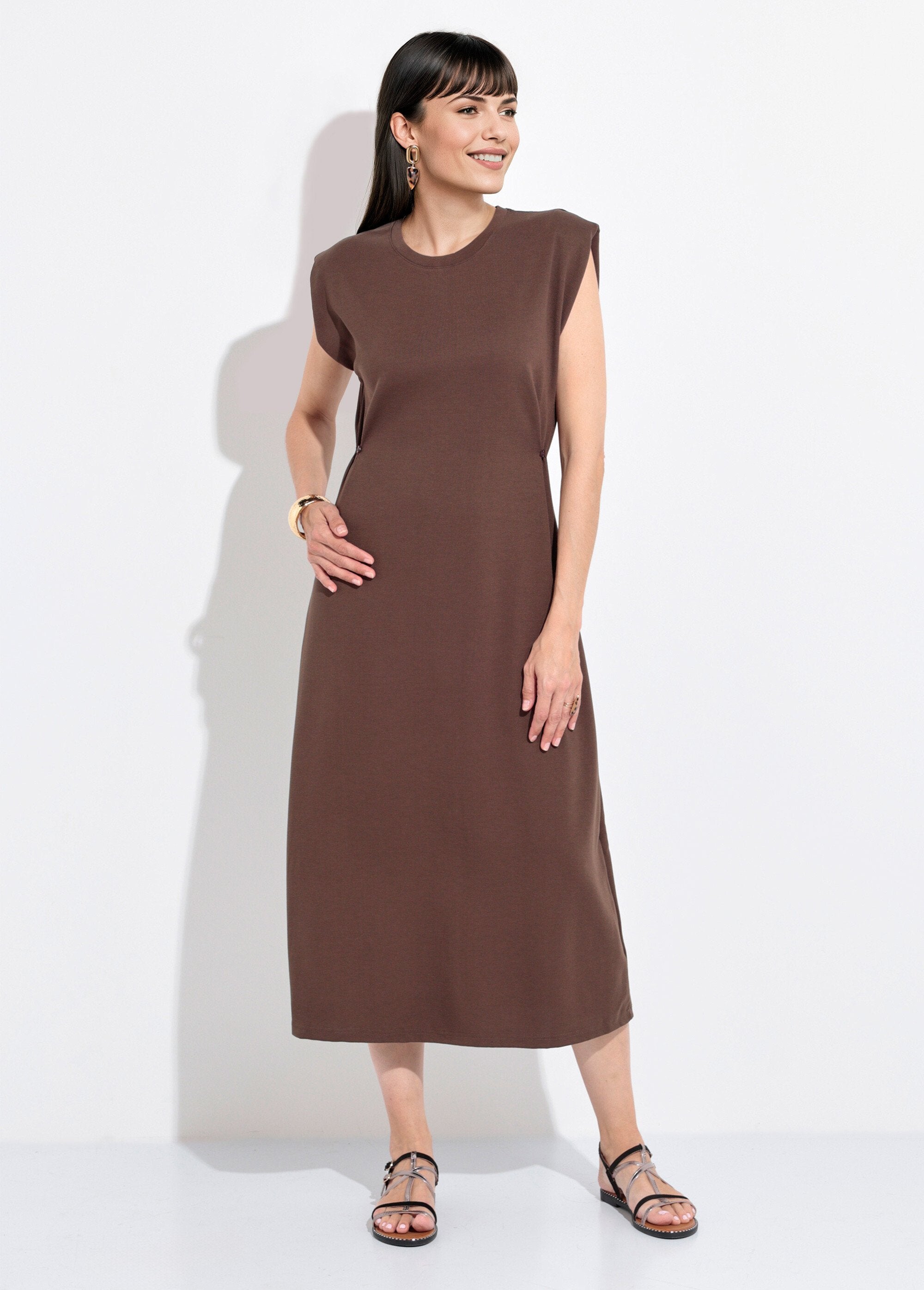 Vestido_camisero_largo_liso_con_cuello_redondo_Castaño_FA1_slim