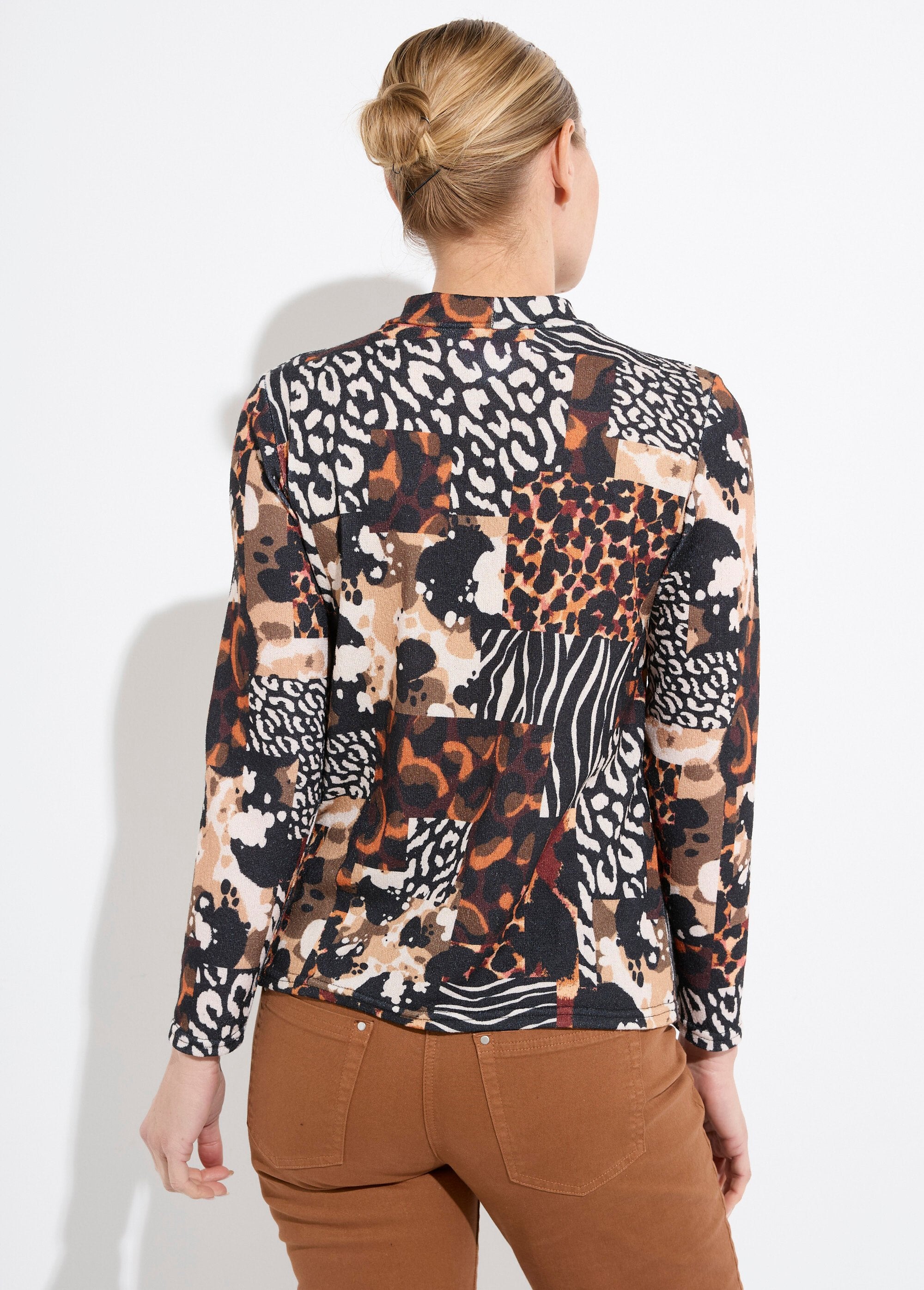 Camiseta_de_cuello_alto_con_estampado_animal_de_punto_cálido_Negro_y_naranja_DO1_slim