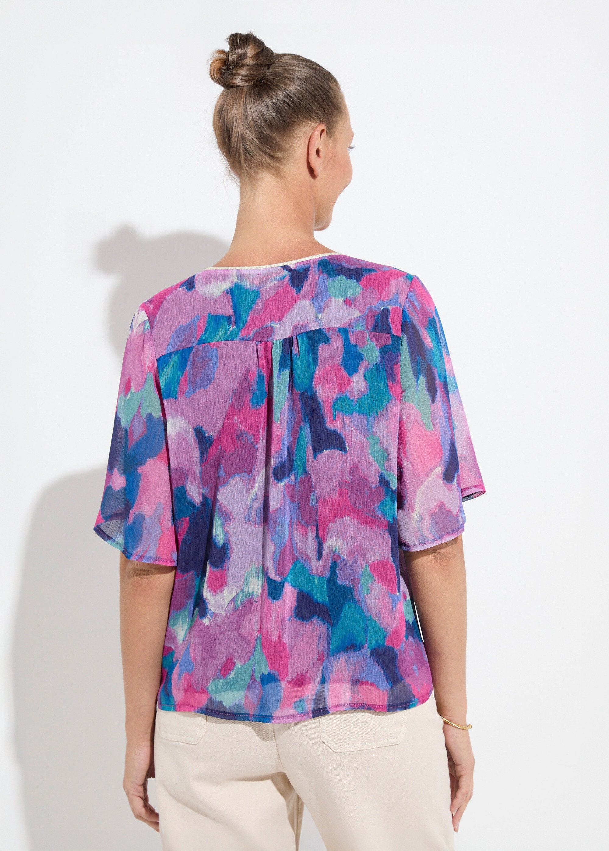 Túnica_holgada_con_cuello_en_V_y_voile_estampado_Multicolor_DO1_slim