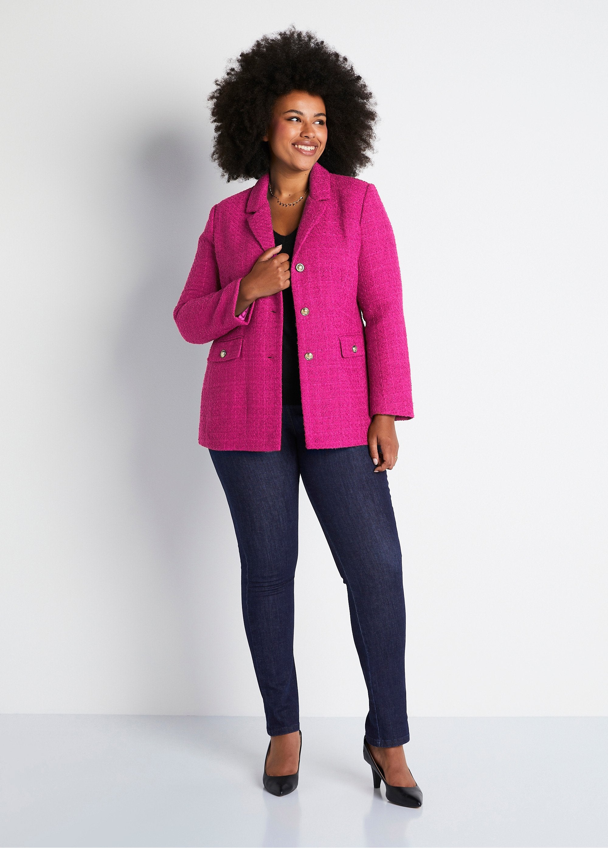 Chaqueta_recta_abotonada_en_tejido_de_cesta_con_cuello_sastre_Fucsia_SF1_curvy